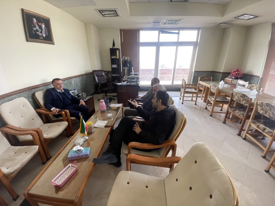 برگزاری جلسه‌ای برای بررسی مشکلات مراکز توانبخشی قم 