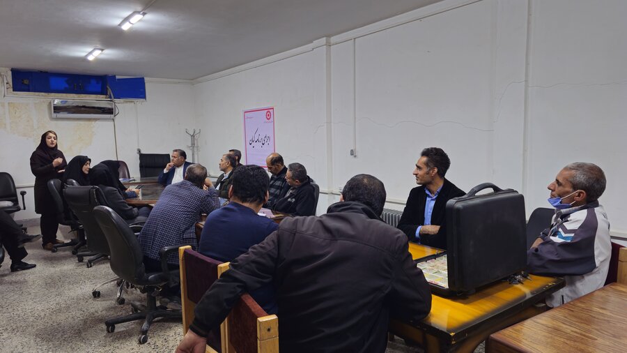 برگزاری کارگاه آموزشی طرح «کیان» در کمیته امداد اداره ۲ زاهدان
