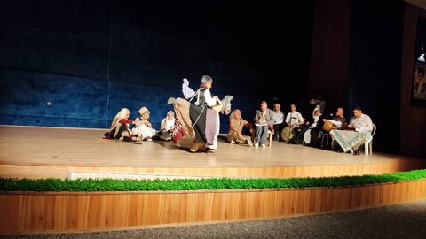 حضور سرپرست بهزیستی فارس در نمایش تئاتر افراد دارای معلولیت