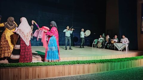 حضور سرپرست بهزیستی فارس در نمایش تئاتر افراد دارای معلولیت