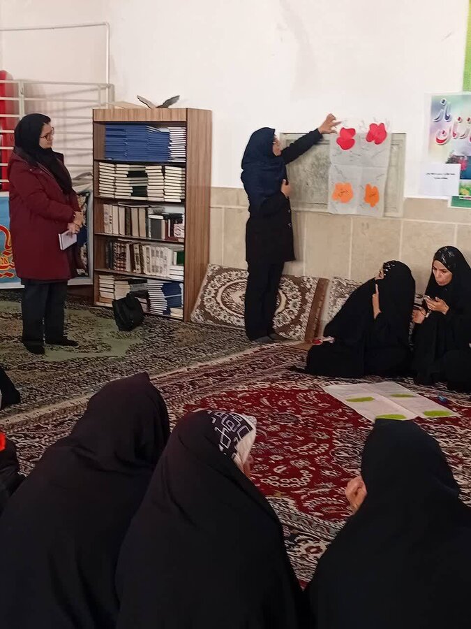 کارشناس دفتر پیشگیری از آسیب های اجتماعی مرکز اورژانس اجتماعی، توانمندسازی وبازتوانی اعتیاد از طرح‌های ملی «مانا» و «ماز» در زیرکوه بازدید کرد