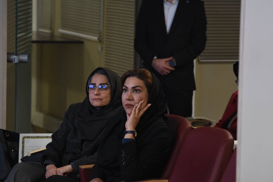 اختتامیه دوره‌های آموزشی توانمندسازی مؤسسات خیریه در اتاق بازرگانی 