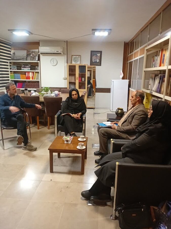 دیدار معاون توانبخشی بهزیستی قم با مدیران کل ستادی برای پیگیری مسائل و اعتبارات معاونت توانبخشی 