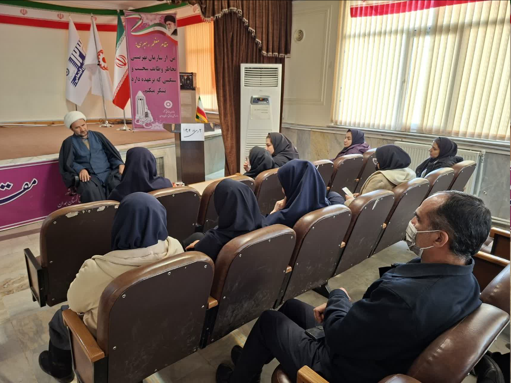 برگزاری برنامه ترویج فرهنگ اقامه نماز ویژه کارشناسان اورژانس اجتماعی