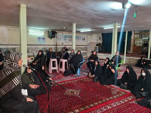 گزارش تصویری | دورهمی شاد سالمندان در محله دره مرادبیگ