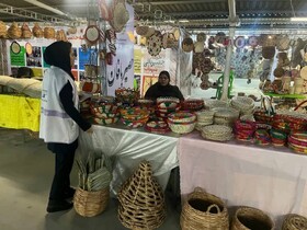 بندرعباس | استقرار تیم سیار اورژانس اجتماعی در هفتمین نمایشگاه سراسری صنایع دستی
