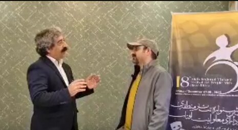 با هم ببینیم| مشهدی‌عباس: تئاتر، هنری برای کشف استعدادهای افراد دارای معلولیت