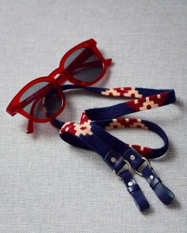 مژگان گلدوست