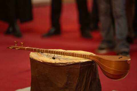 گلستان - نوری در تاریکی