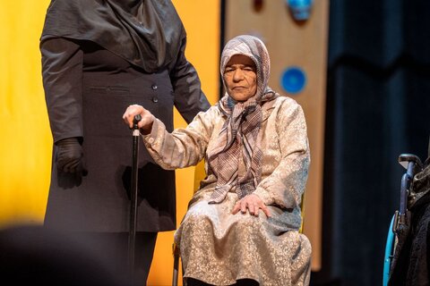 گلستان - لطیف