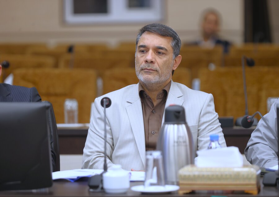 نشست با مراکز