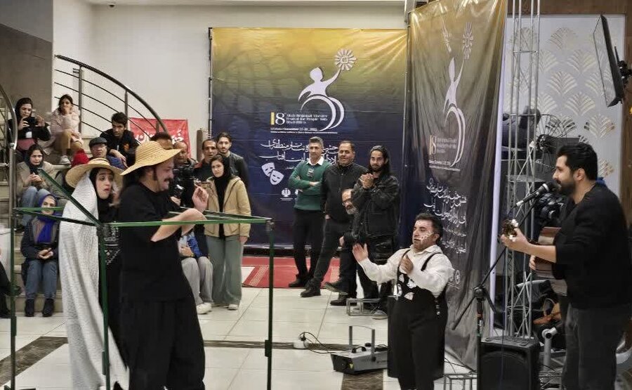  مسیر حرفه‌ای شدن در تئاتر نیازمند زمان، تمرین و حمایت است