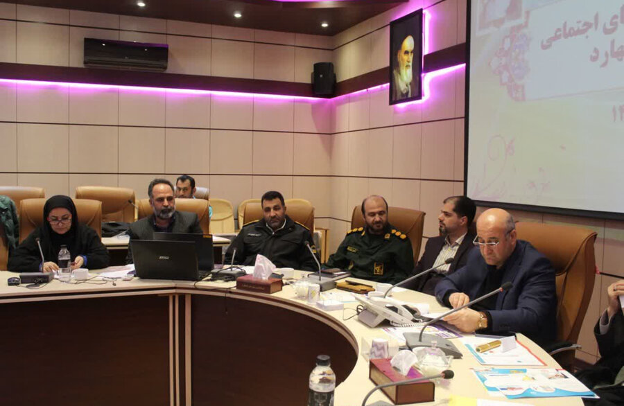 اشتهارد | کارگروه پژوهشی آسیب‌های اجتماعی در اشتهارد تشکیل جلسه داد