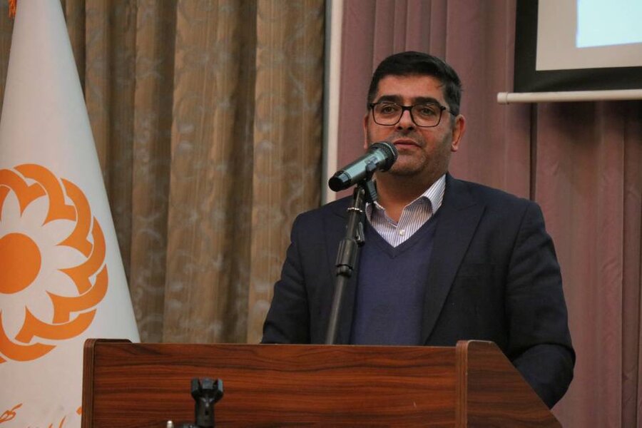 هنر نمایش زبان نافذ روشنگری جامعه امروز است