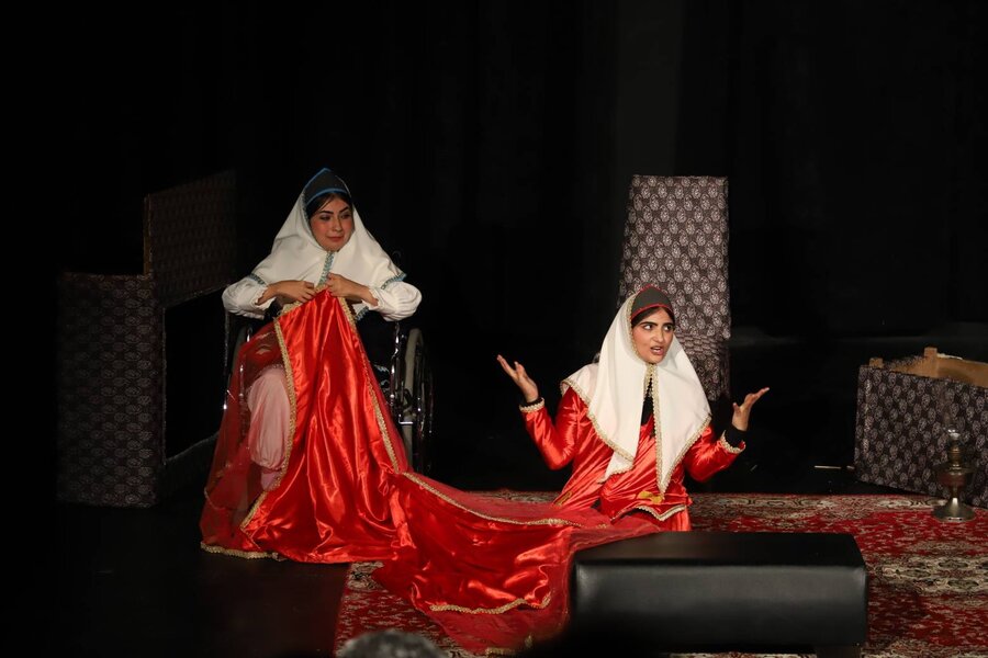 روایت زنانه «دختران اندرونی» روی صحنه جشنواره تئاتر افراد دارای معلولیت