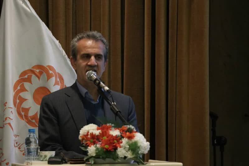 برای کنترل ومهار بحرانهای اجتماعی باید شرایط لازم برای پرورش وارتقاءسطح دانش افراد بومی ومحلی فراهم شود