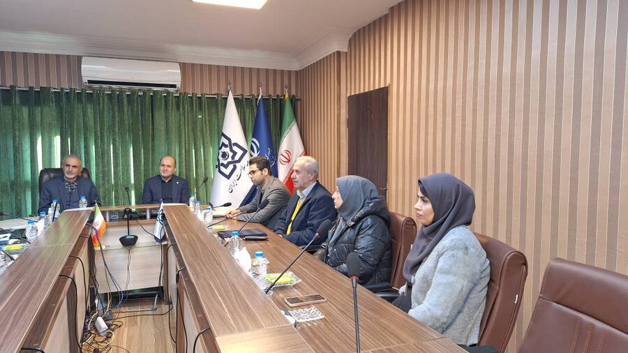 جلسه اداره کل بهزیستی گیلان و بیمه سلامت