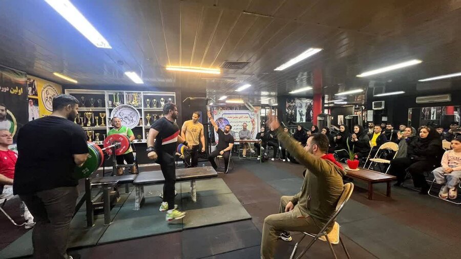 شهریار | درخشش افراد دارای معلولیت شهرستان در ورزش دارای وزنه برداری