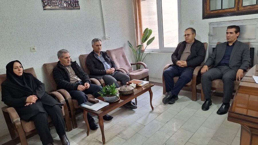 مشگین شهر| برگزاری جلسه صلح و توافق با معارض محوطه مرکز نگهداری معلولین شهید فیاض‌بخش