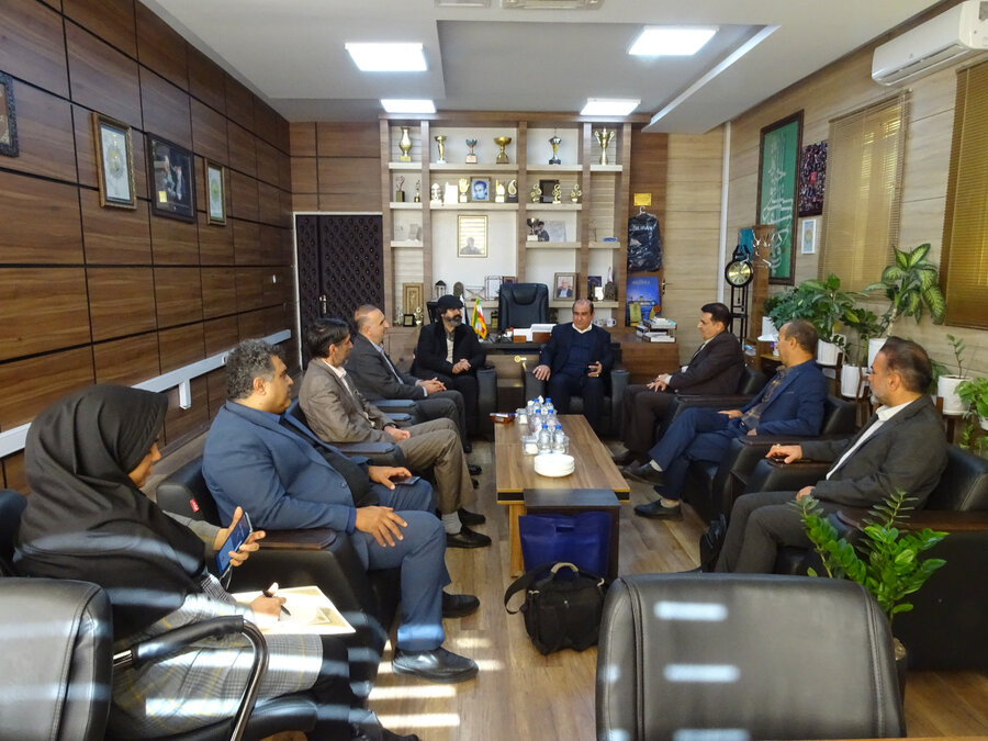 دیدار مدیرعامل و اعضای هیأت‌مدیره مؤسسه عطراوعطرک با سرپرست بهزیستی فارس