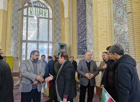 کرج | حضور کارکنان مجموعه بهزیستی شهرستان کرج در مراسم بزرگداشت هفته بصیرت