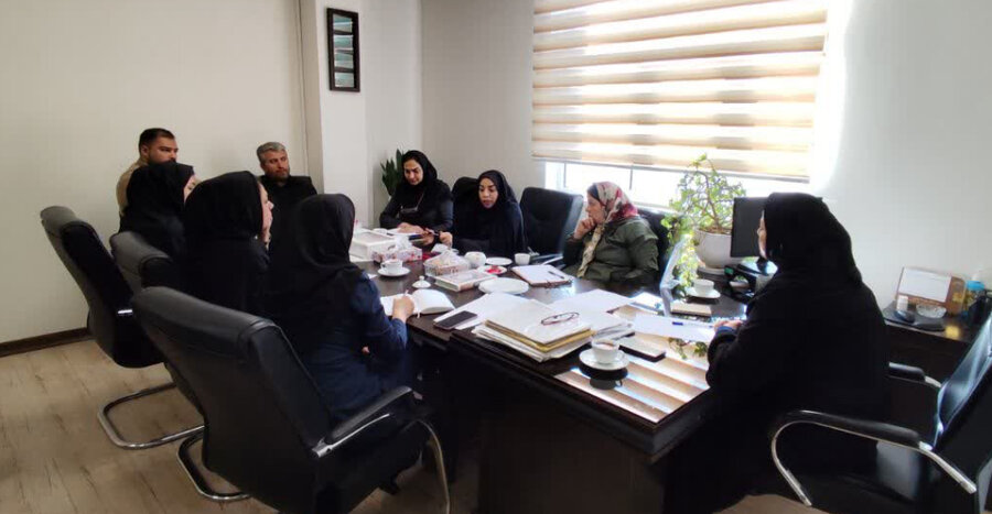 برگزاری نشست هم افزایی بهزیستی البرز با دستگاههای اجرایی در خصوص مسائل و مشکلات مرکز نگهداری کودکان کار و خیابان