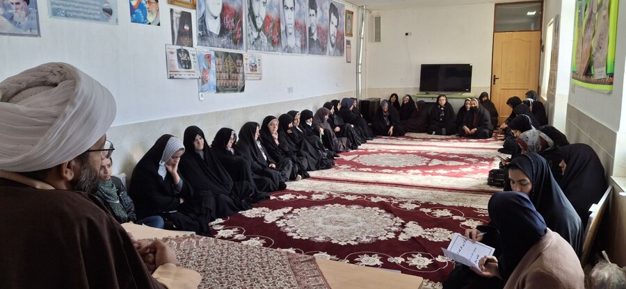 بویین میاندشت| بانوان، محور معنویت و پیشرفت خانواده