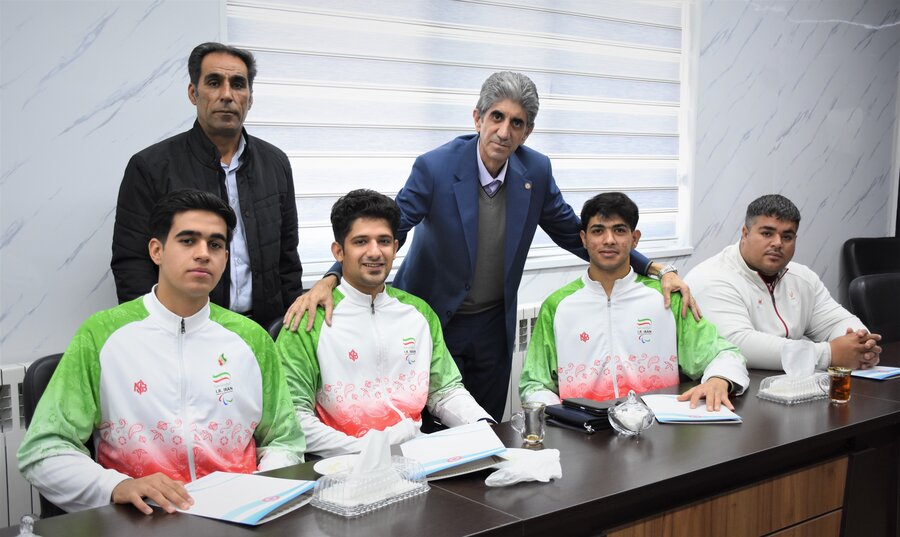 تجلیل از قهرمانان پاراالمپیک