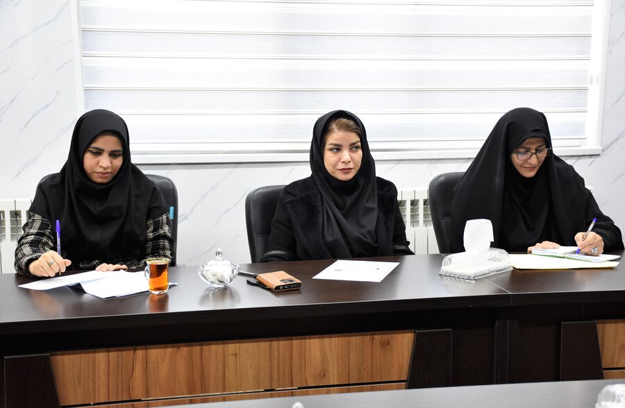 فرزندخواندگی - 9 دی