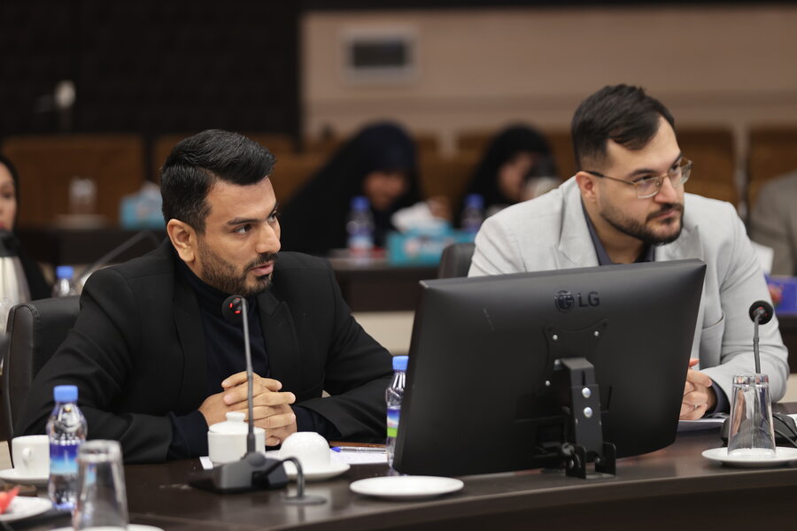 نشست ( گفتگوی نخبگان ) با ریاست سازمان بهزیستی