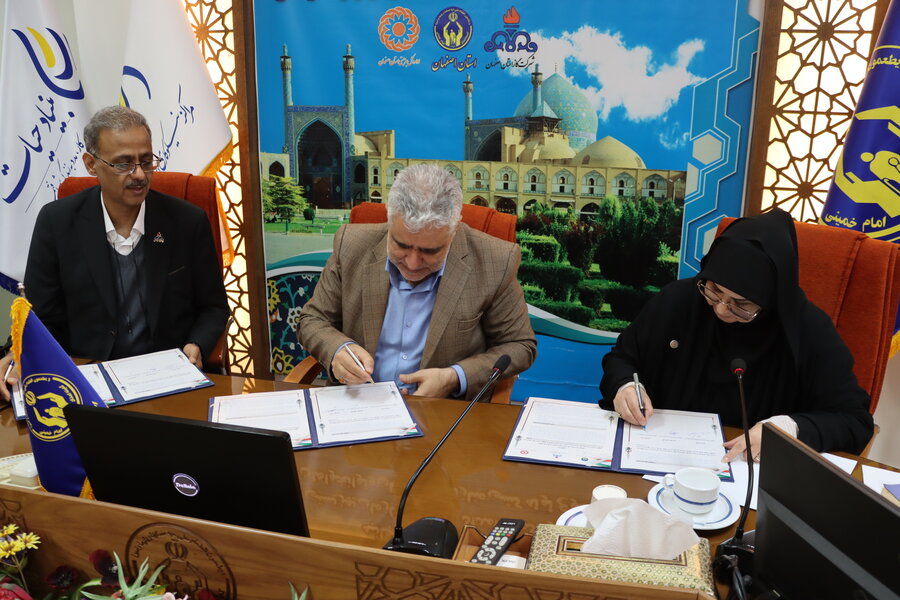 امضای تفاهمنامه سهجانبه برای گازرسانی به منازل مددجویان اصفهانی