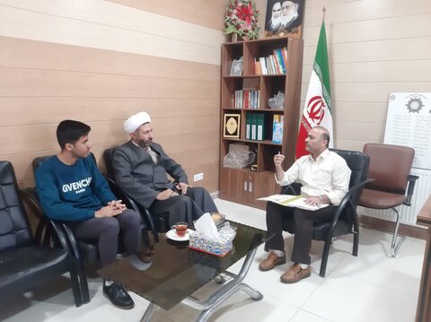 همکاری بهزیستی و کمیته‌ امداد آوج در جهت هزینه‌کرد زکات در توانمندسازی