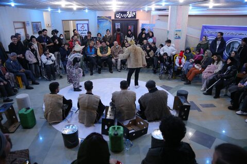 دومین روز جشنواره تئاتر افراد دارای معلولیت زاگرس؛ اجرای ۶ نمایش در سنندج