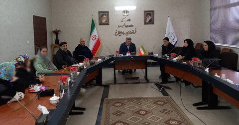 فرماندار ساوجبلاغ؛تکیه‌گاه و پدرانه در کنار خانواده بزرگ بهزیستی