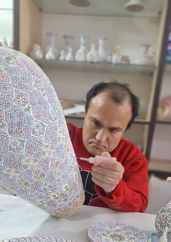 رسانه | هنر به مثابه توانمندی؛ روایت میناکاری یک توانیاب همدانی