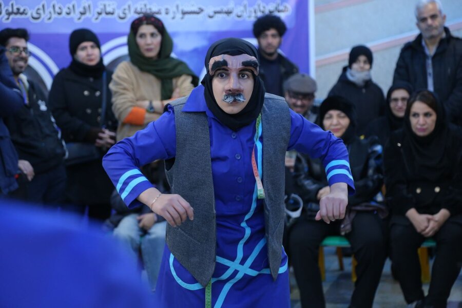 دومین روز جشنواره تئاتر افراد دارای معلولیت زاگرس؛ اجرای ۶ نمایش در سنندج