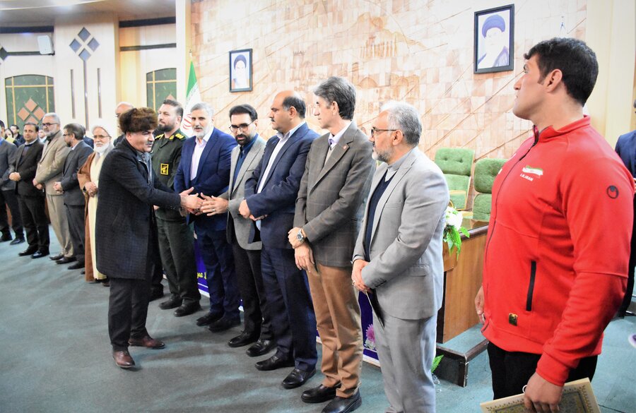 شهدای دولت میزبان قهرمانان ملی