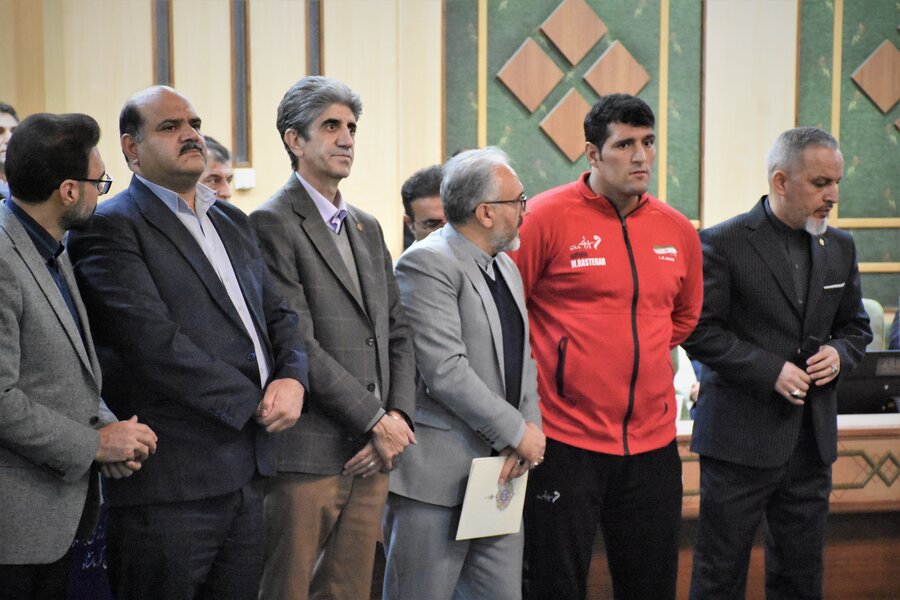 شهدای دولت میزبان قهرمانان ملی