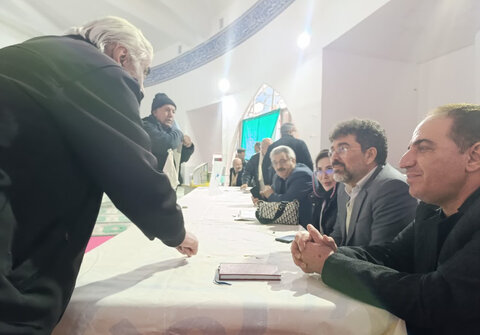 فردیس | میز خدمت برپا شد