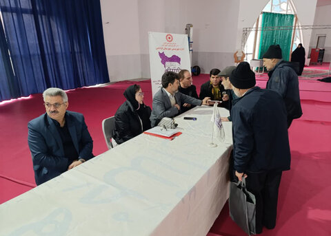 فردیس | میز خدمت برپا شد