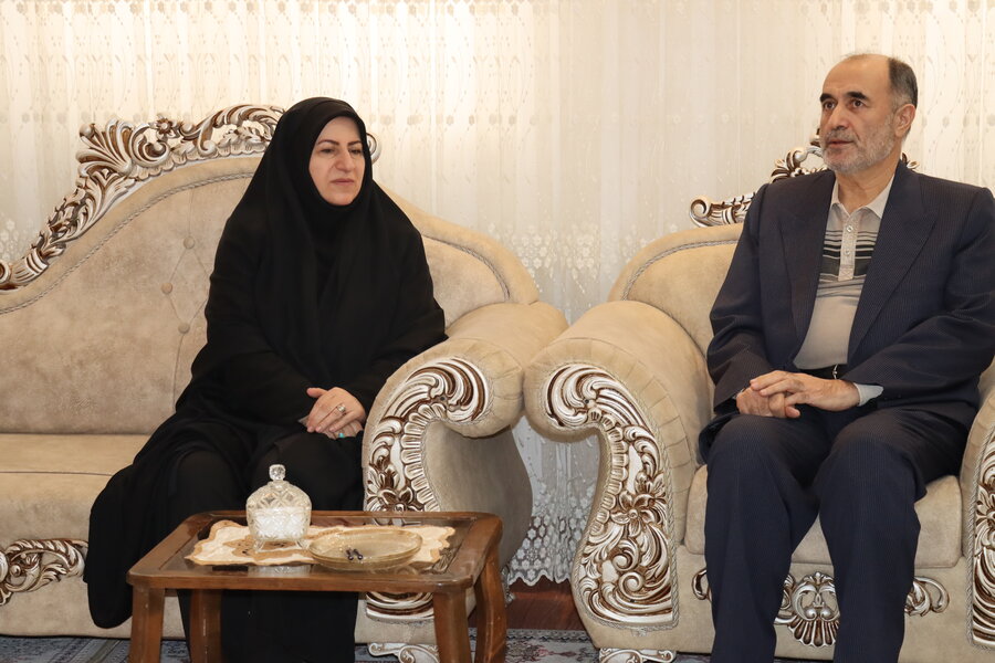 دیدار و گفتگوی صمیمانه مدیر کل بهزیستی استان اردبیل، معاون اشتغال، کارآفرینی و توانمند سازی و سرپرست بهزیستی شهرستان مشگین شهر با مسئول بنیاد مهرجویان