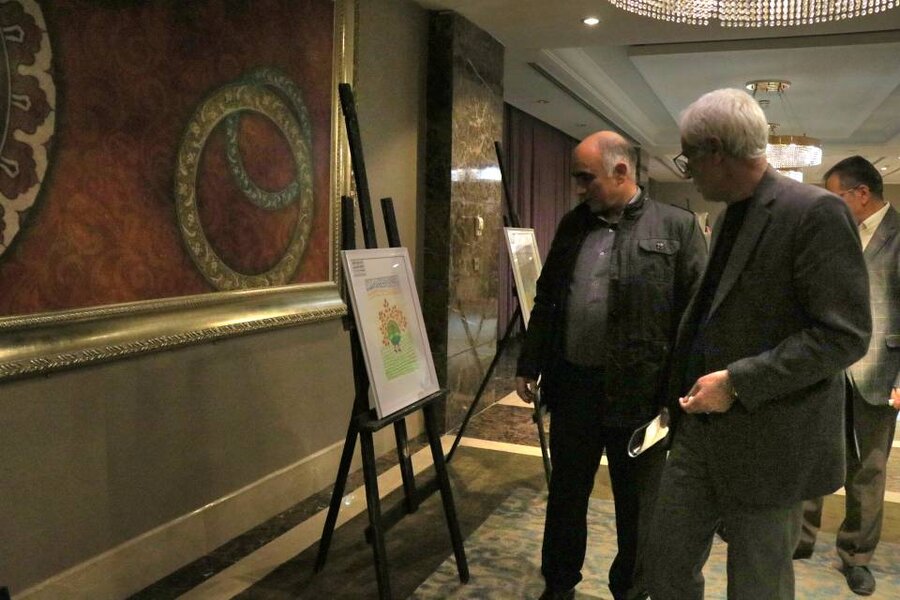 برپایی نمایشگاه آثار هنری بیماران روان زن مرکز مهر ارومیه همزمان با جشنواره تئاتر افراد دارای معلولیت