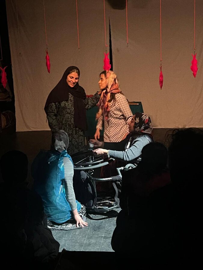 درخشش هنرمندان دارای معلولیت بوشهری در یازدهمین جشنواره تئاتر منطقه‌ای خلیج فارس