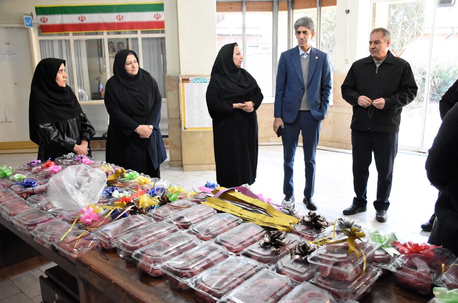 توزیع بسته‌های معیشتی