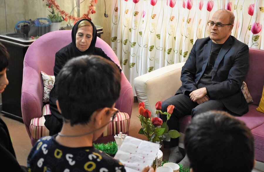 بازدید از مراکز در روز پدر