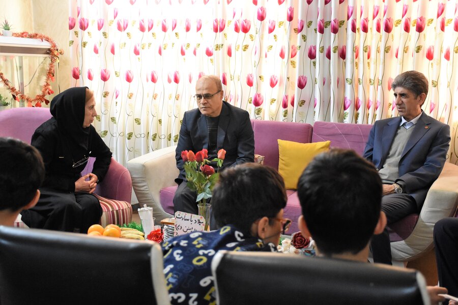 بازدید از مراکز در روز پدر