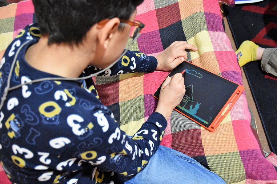 بازدید از مراکز در روز پدر