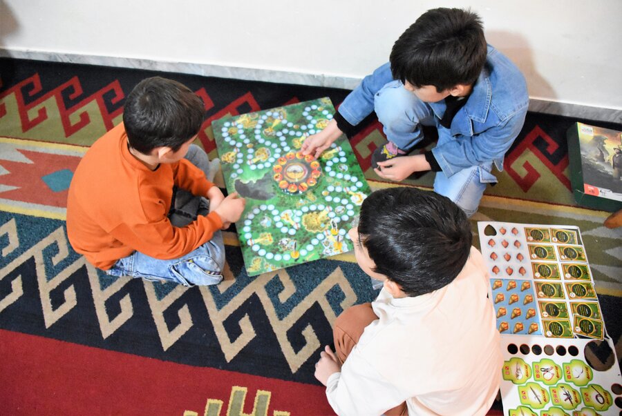 بازدید از مراکز در روز پدر