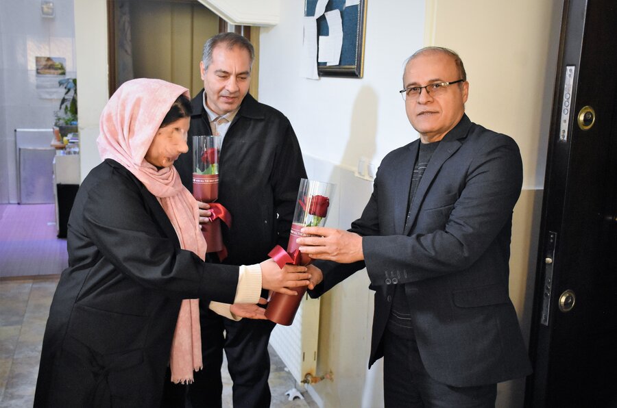 بازدید از مراکز در روز پدر