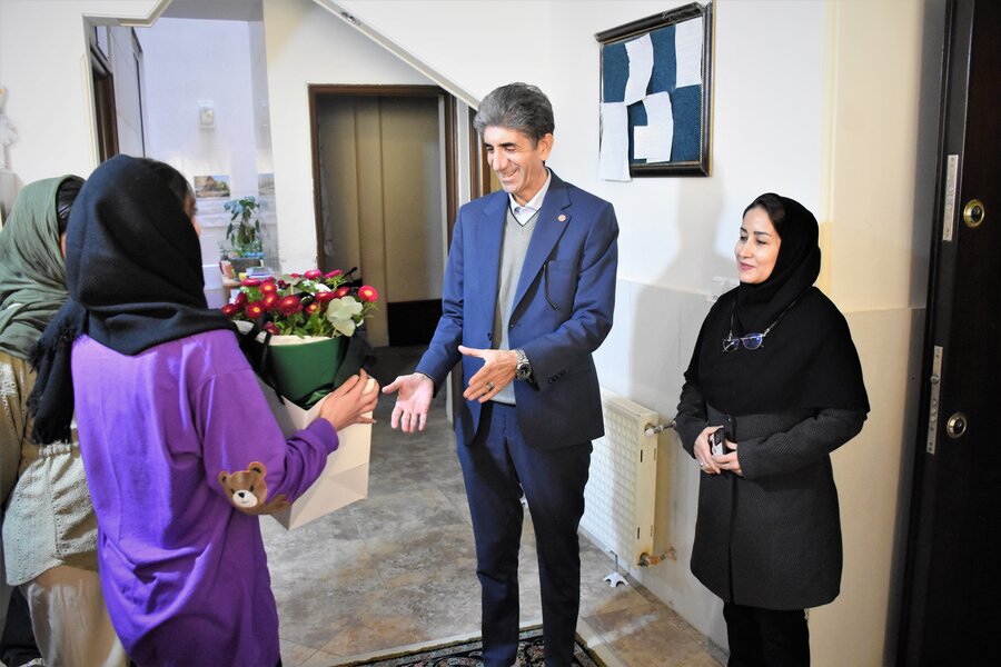 بازدید از مراکز در روز پدر